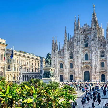 Elegance 10 Min To Duomo & Station Apartment Milan